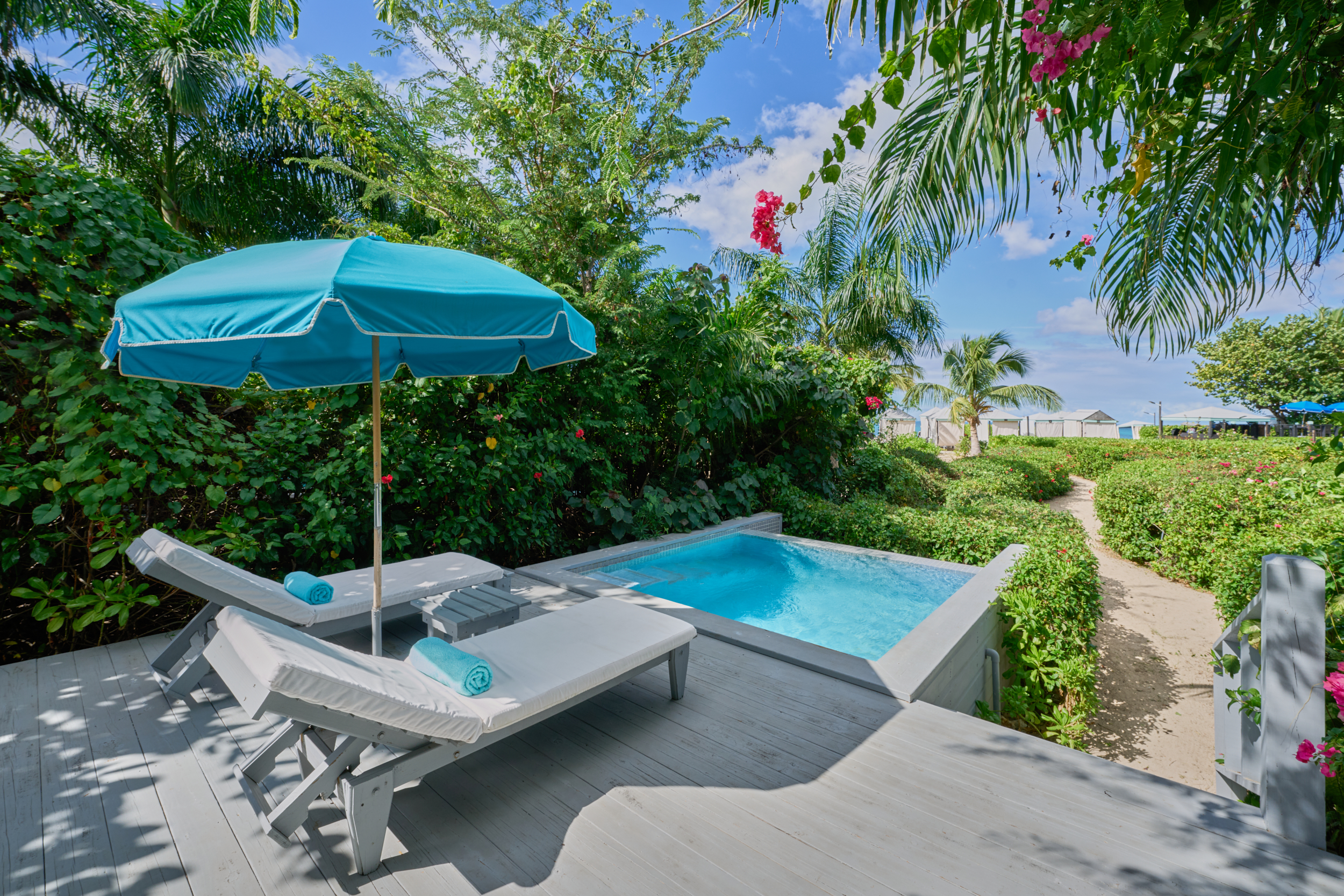 01 - Keyonna Beach Plunge Pool Cottage Garden View 1 Low Res